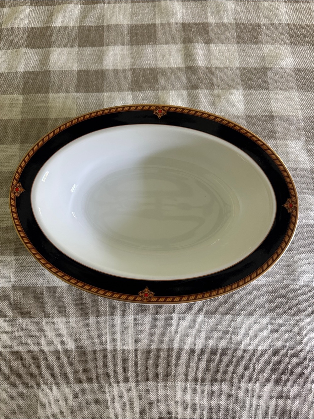 Wedgwood Embassy Collection Southbury Navy and Gold Trim Oval Serving Bowl